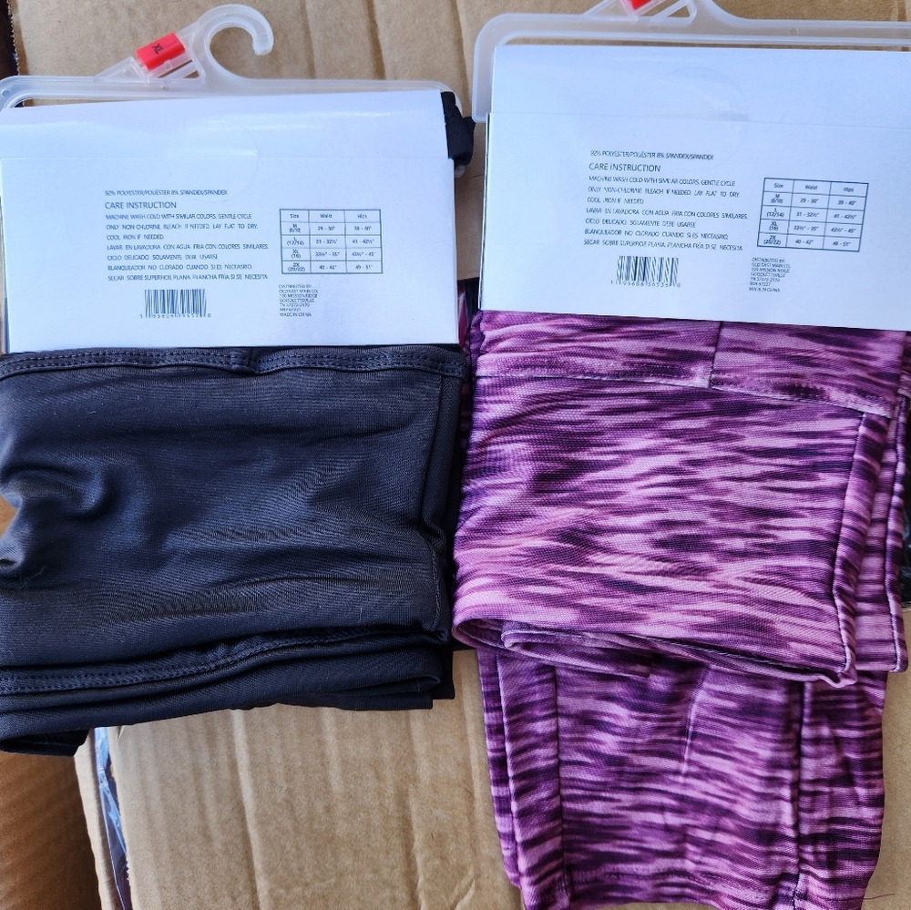 Two Leggings Size XL - Picture 2 of 3